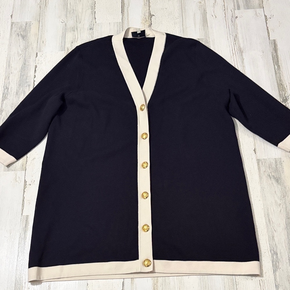 Tuckernuck Navy and Cream Cardigan Size XXL - Picture 2 of 11
